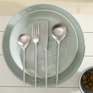 Aura Silver Cutlery Set Of Four - SSTEA2556