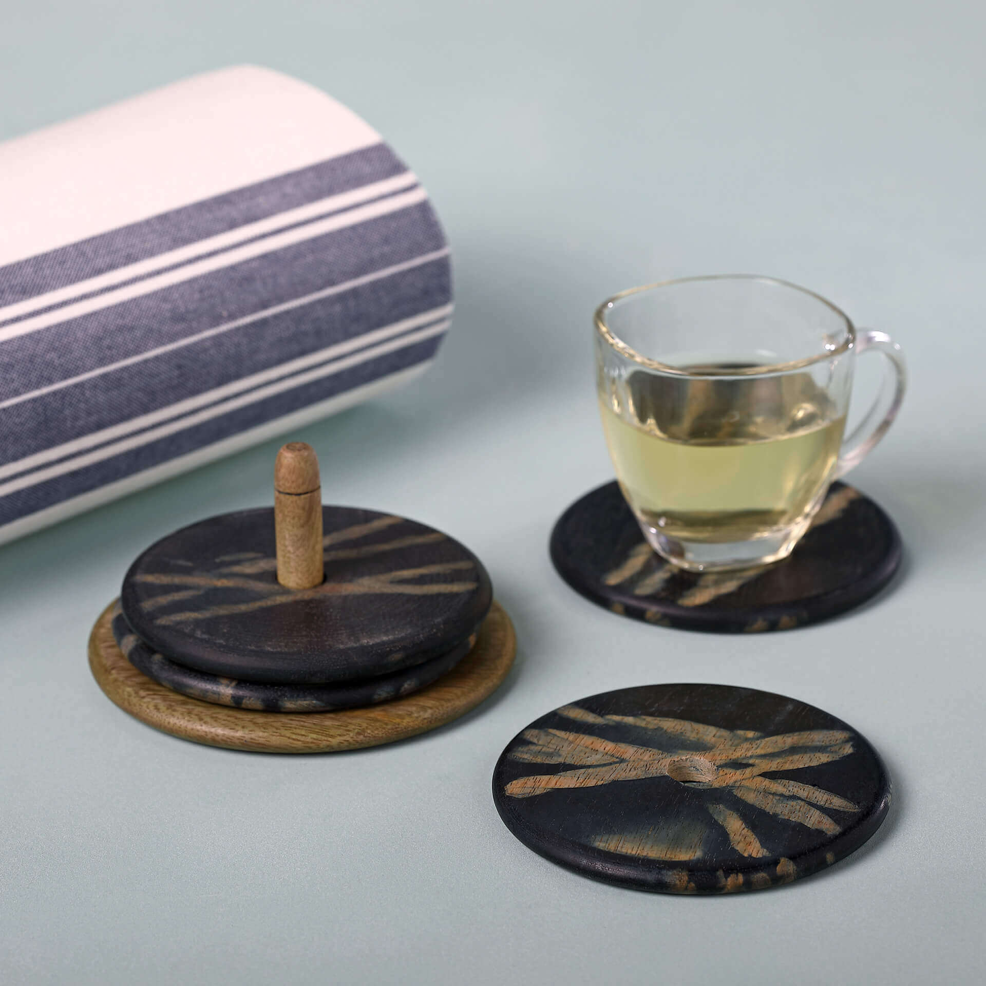 Mango Wood Indigo Coaster With Stand (Set of 4) - WDTEA1806