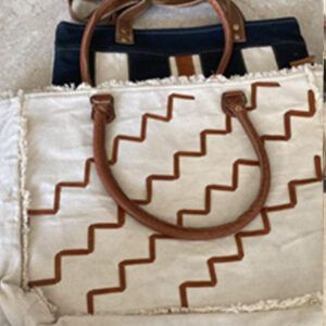 Canvas/leather Handbag Off white Colour Size 41x13x33 Inches - Article - EXB215